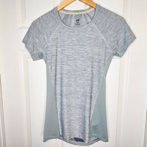 NWOT H&M Sport Women's  Performance T-Shirt Light Gray Size XS